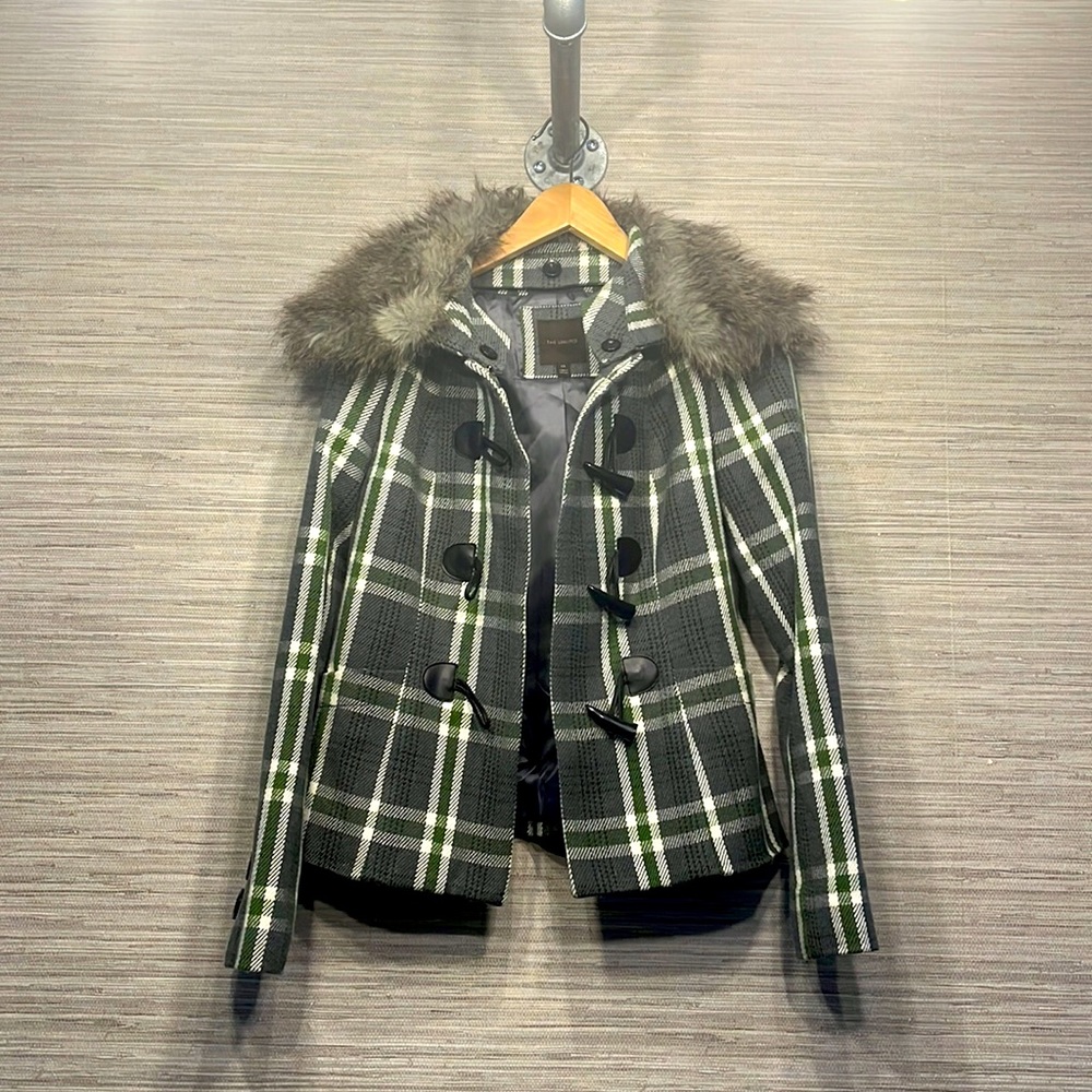 Plaid medium weight coat